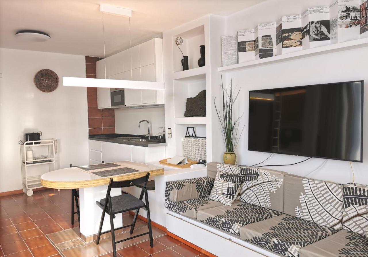 קוסטה טגוויסה Vulcano Apartment Lanzarote מראה חיצוני תמונה